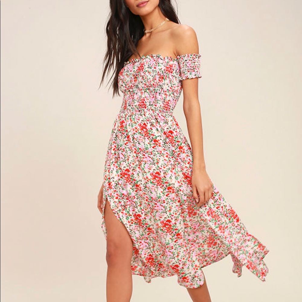 Lulu’s Meadow Cream Floral Print Off-the-Shoulder